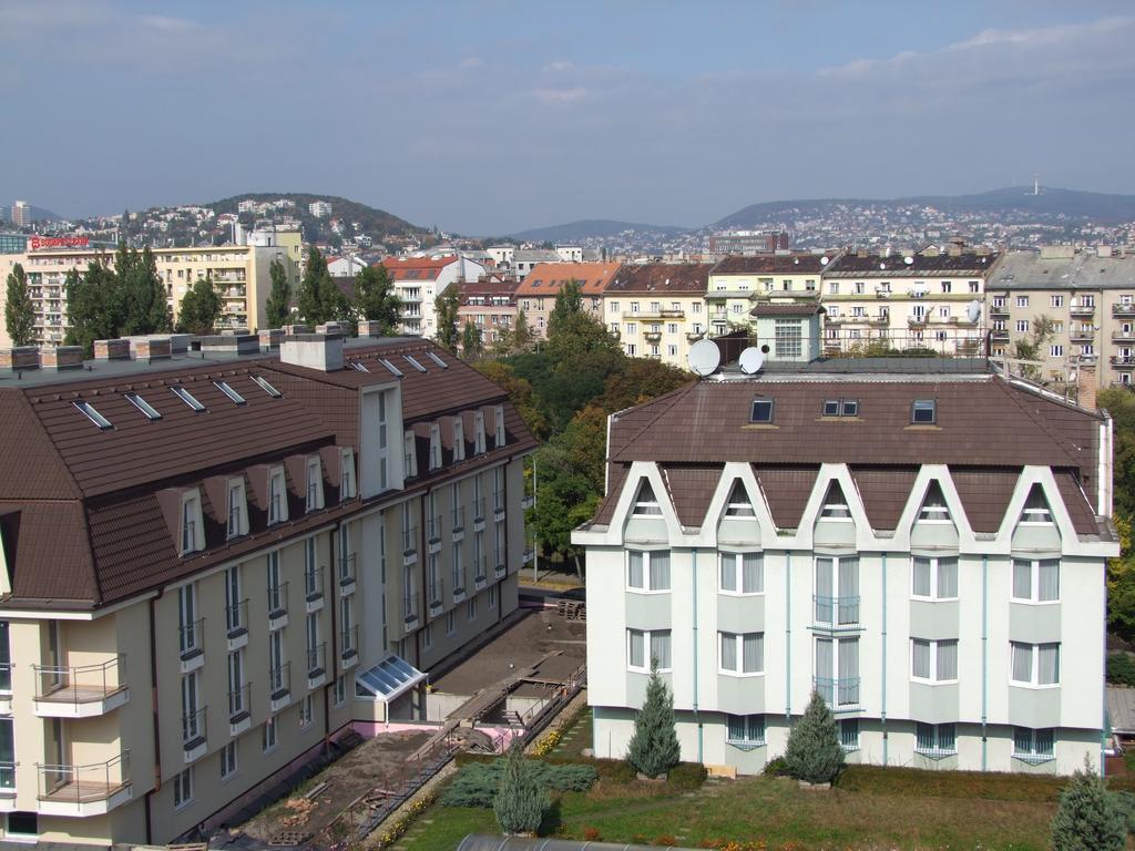 Hotel Bara Junior Budapest Extérieur photo