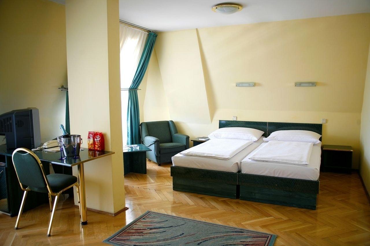 Hotel Bara Junior Budapest Extérieur photo